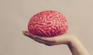 Imagem ilustrativa da imagem Exame de sangue pode identificar sinais precoces do Alzheimer