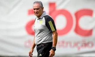 Imagem ilustrativa da imagem Tite volta aos treinos no Flamengo após internação e repouso