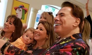 Imagem ilustrativa da imagem 'Olho pro Silvio e não acredito que sou filha dele', diz Daniela Beyruti