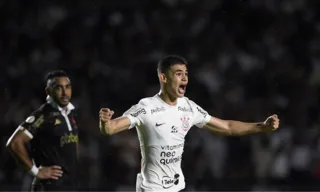 Imagem ilustrativa da imagem PSG empresta volante ex-Corinthians Gabriel Moscardo ao Stade de Reims