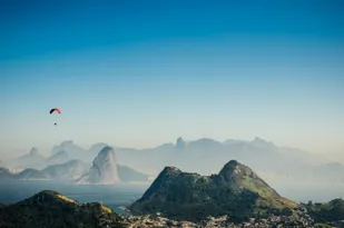 Imagem ilustrativa da imagem Por Que O Brasil É Perfeito Para Férias Com Temática Esportiva?