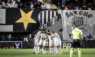 Imagem ilustrativa da imagem Santos demite coordenador que citou futebol feminino em post homofóbico