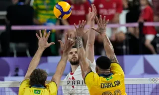 Imagem ilustrativa da imagem Seleção masculina de vôlei perde para a Polônia e tem jogo decisivo contra o Egito