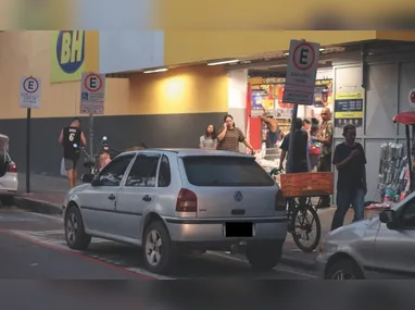 Imagem ilustrativa da imagem 2.828 motoristas multados por estacionar em vagas de idosos