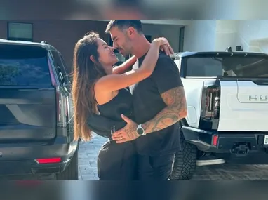 Graciele Lacerda e Zezé Di Camargo se casaram durante o chá de revelação da primeira filha do casal