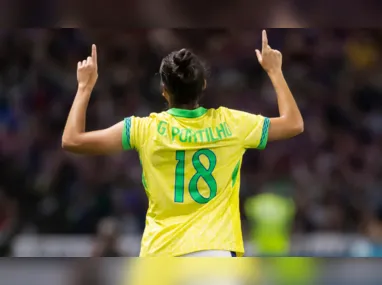 Imagem ilustrativa da imagem Brasil vence a França e vai à semi das Olimpíadas no futebol feminino