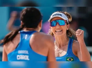 As atletas Júlia Soares, Lorraine Oliveira, Rebecca Andrade, Flávia Saraiva e Jade Barbosa, da seleção brasileira de ginástica artística feminina