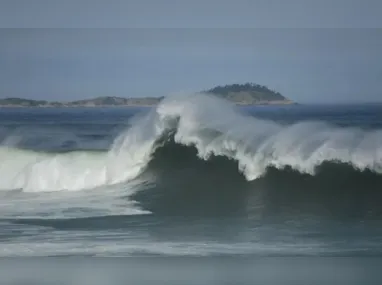 Alerta de ventos fortes em todo o litoral do Espírito Santo