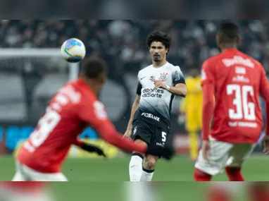 Palmeiras visita o Flamengo no Maracanã