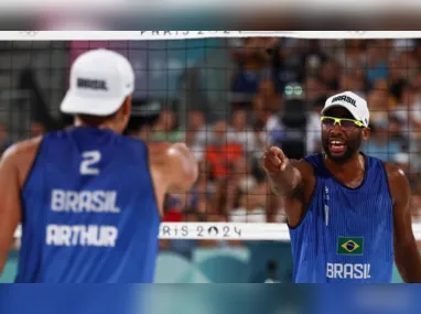 Rayssa Leal esteve na torcida e viu a seleção brasileira superar a Polônia