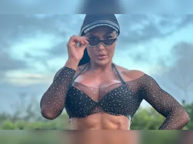 Imagem ilustrativa da imagem Gracyanne Barbosa chora e pede desculpas por roubar comida no 'BBB 25'