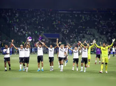 Imagem ilustrativa da imagem MELHORES MOMENTOS | Botafogo supera pressão do Palmeiras e segue na Libertadores