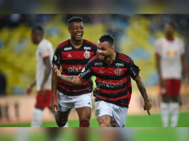 Juan Izquierdo desmaiou em campo durante jogo contra o São Paulo