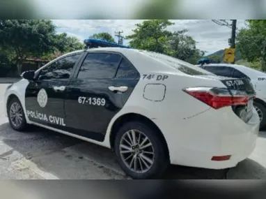 Ônibus caiu dentro de um rio