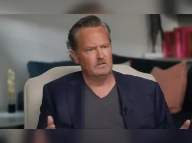 Imagem ilustrativa da imagem Médico de Matthew Perry se declara culpado por fornecer drogas que mataram ator