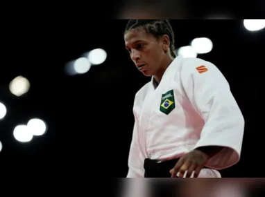 Júlia Soares estava estreando em Jogos Olímpicos e conseguiu uma vaga inédita na final da trave