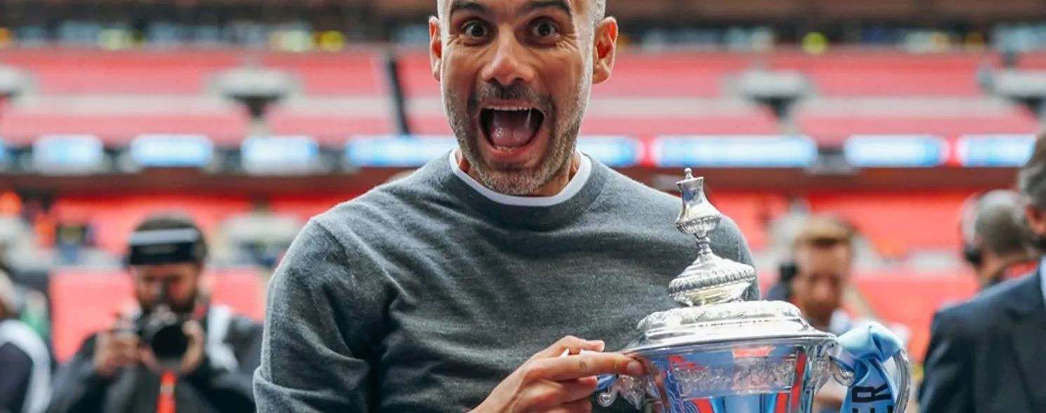 Imagem ilustrativa da imagem Pep Guardiola renova contrato por mais 2 anos com o Manchester City