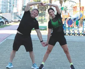 Imagem ilustrativa da imagem Paixão pela corrida de rua  une casais