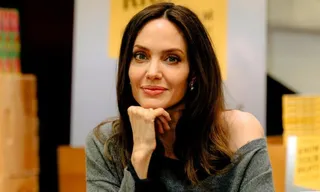 Imagem ilustrativa da imagem Angelina Jolie fala sobre o papel da maternidade em sua vida