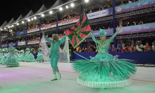 Imagem ilustrativa da imagem Carnaval de Vitória: venda de ingressos para os desfiles começa na próxima terça