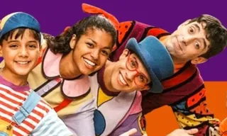 Imagem ilustrativa da imagem 'Castelo Rá-Tim-Bum': protagonistas recriam foto 30 anos depois