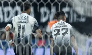 Imagem ilustrativa da imagem Corinthians bate Fortaleza e garante vaga na semifinal da Sul-Americana