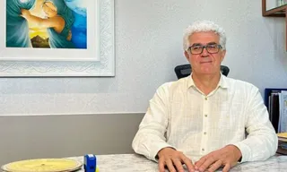 Imagem ilustrativa da imagem Médico lança livro sobre mediunidade na gravidez