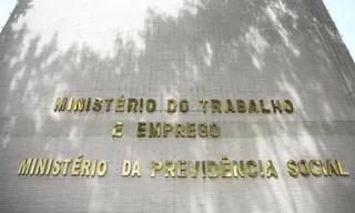 Imagem ilustrativa da imagem Ministério da Previdência terá concurso com 250 vagas e salário de R$ 15.875,99