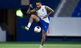 Imagem ilustrativa da imagem Neymar comemora 1º treino em seu retorno aos trabalhos no Al Hilal: "Só alegria"