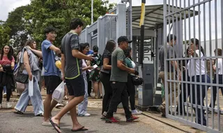 Imagem ilustrativa da imagem Portões do ENEM são fechados no segundo domingo de provas