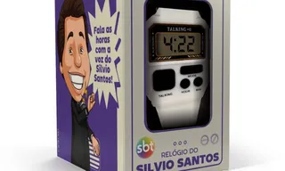 Imagem ilustrativa da imagem Relógio que fala as horas com a voz de Silvio Santos é vendido por R$ 89