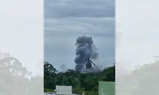 Imagem ilustrativa da imagem Vídeo mostra instalações em chamas na Arcelor após barulho em usina. Entenda