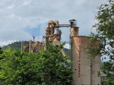 Fábrica da Cimento Nassau em Cachoeiro: Grupo João Santos trabalha para retomar protagonismo no segmento