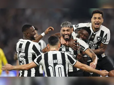 Imagem ilustrativa da imagem Botafogo goleia Peñarol por 5 a 0 e fica perto da final da Libertadores