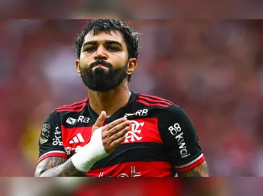 Arrascaeta, Bruno Henrique e Gabigol estão entre os maiores campeões com a camisa do Flamengo