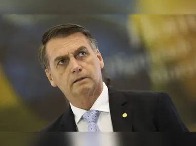 Imagem ilustrativa da imagem Bolsonaro sobre pedir prisão domiciliar se condenado: 'Não peço nada, sou inocente'