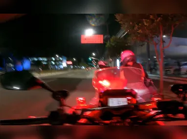 Imagem ilustrativa da imagem Motociclista é perseguido ao fugir de blitz durante corrida por app em Vitória