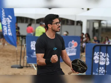 Imagem ilustrativa da imagem Praia de Camburi recebe o segundo dia do Tribuna Open de Beach Tennis