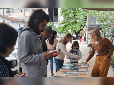 Abandono dos filhos pelos pais é um dos motivos de afastamento de crianças e adolescentes de suas casas