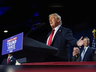 O presidente eleito nos Estados Unidos, Donald Trump, durante o comício realizado para celebrar sua vitória, em Washington, neste domingo, 19, véspera de sua posse. "Nós ganhamos", declarou em discurso no ginásio Capital One Arena