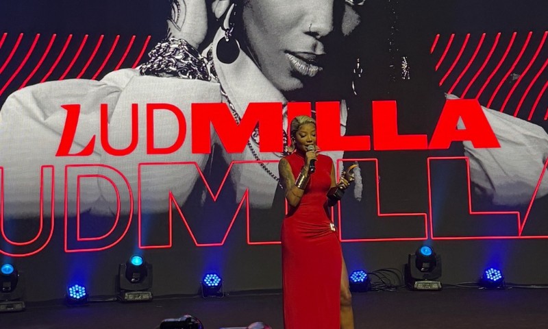 Ludmilla é a artista do ano em prêmio criado após boicote ao Multishow