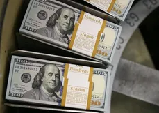 Dólar inicia mês em baixa com chances de negociação entre EUA e China