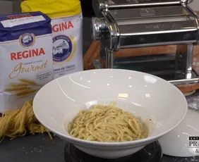 Imagem ilustrativa da imagem Cacio e Pepe: aprenda a fazer a receita com massa fresca