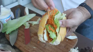 Imagem ilustrativa da imagem Lanche para as férias: sanduíche de pão de sal com pasta de sardinha