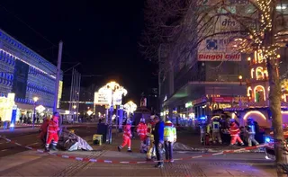 Imagem ilustrativa da imagem Carro invade mercado de Natal na Alemanha, mata ao menos 1 e fere 60