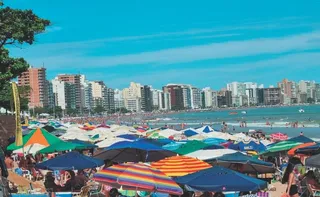 Imagem ilustrativa da imagem Turismo na Grande Vitória: aberta a temporada de verão em Guarapari