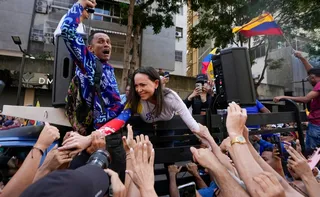 Imagem ilustrativa da imagem Líder opositora María Corina é liberada após ser detida em saída de protesto