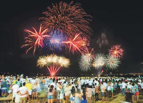 Imagem ilustrativa da imagem Mudanças no trânsito em Vitória para festa de Réveillon começam nesta segunda