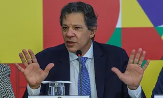 Imagem ilustrativa da imagem Haddad desmente fake news criadas sobre taxação de Pix, compra de dólares e pets