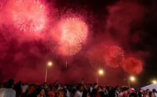 Imagem ilustrativa da imagem Reveillon de Vitória terá shows de Marcos e Belutti, Solange Almeida e Karametade